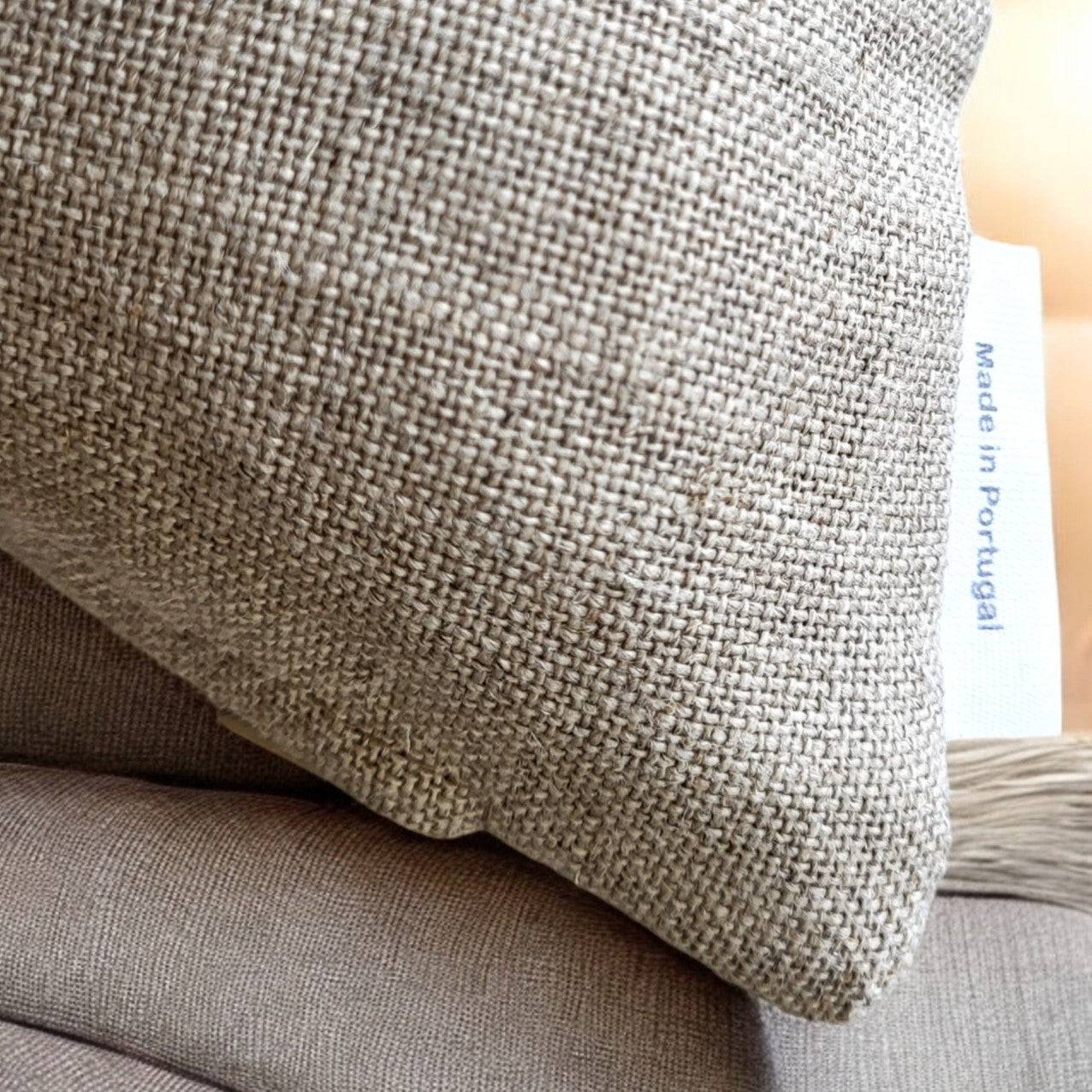 Linen Cru Cushion 305-4